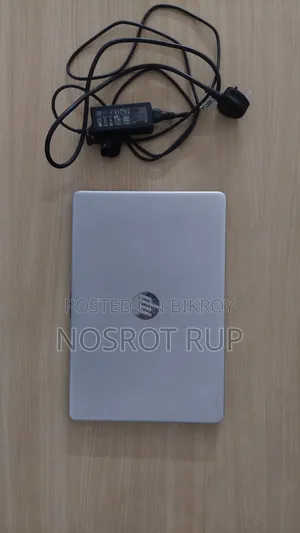 Laptop HP 15s 8GB AMD Ryzen 3 SSD 512GB