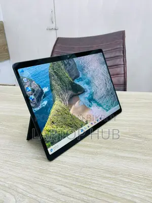 Laptop Microsoft Surface Pro 11th Edition, a Copilot+ PC 16GB SSD 512GB