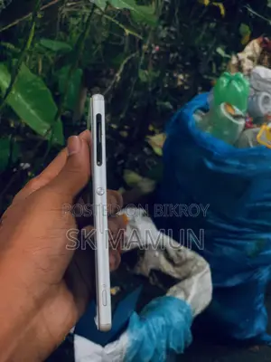 সনি এক্সপেরিয়া আয়ন এলটিই ১৬ জিবি সাদা