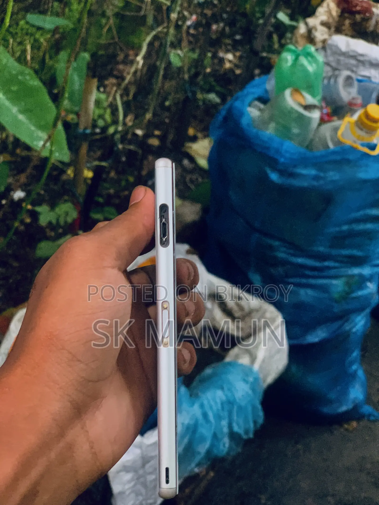 সনি এক্সপেরিয়া আয়ন এলটিই ১৬ জিবি সাদা