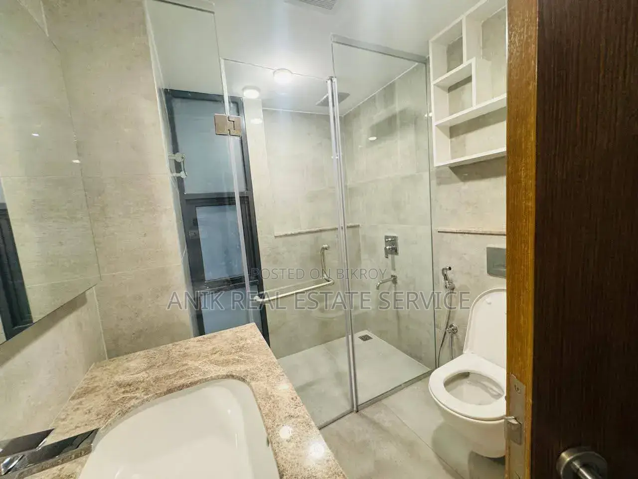 4-bedroom Apartment in Anik Real Estate, Gulshan for Rent