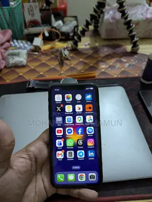 Apple iPhone XR 64 GB Black