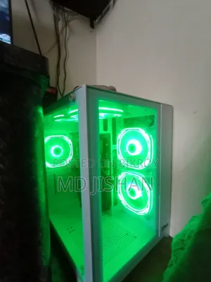 Desktop Computer 16GB AMD Ryzen 7 SSD 256GB