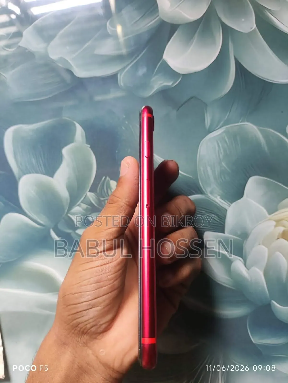 Apple iPhone SE 64 GB Red