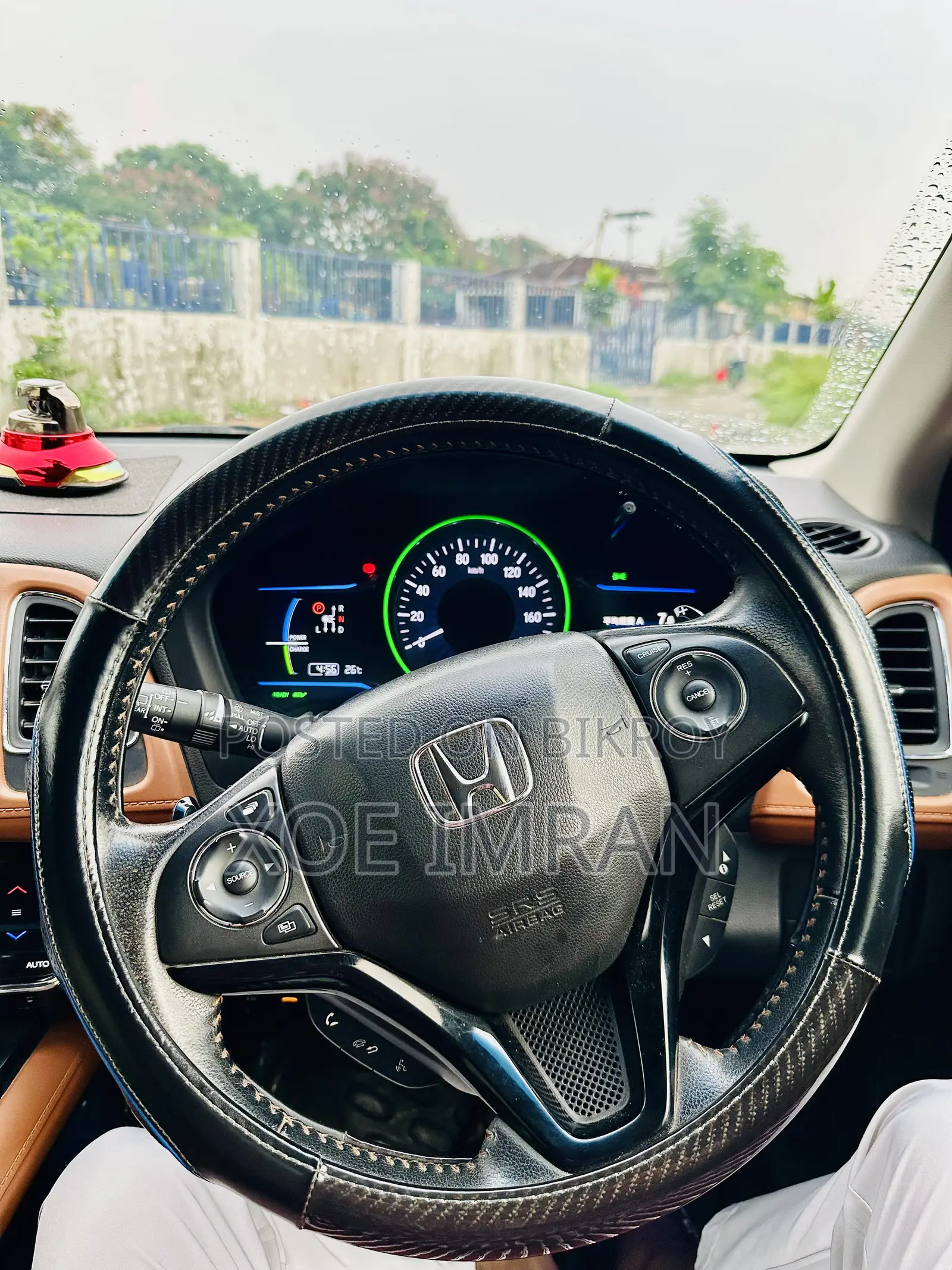 Honda Vezel ১.৫ হাইব্রিড ২ডব্লিউডি ২০১৪ হোয়াইট