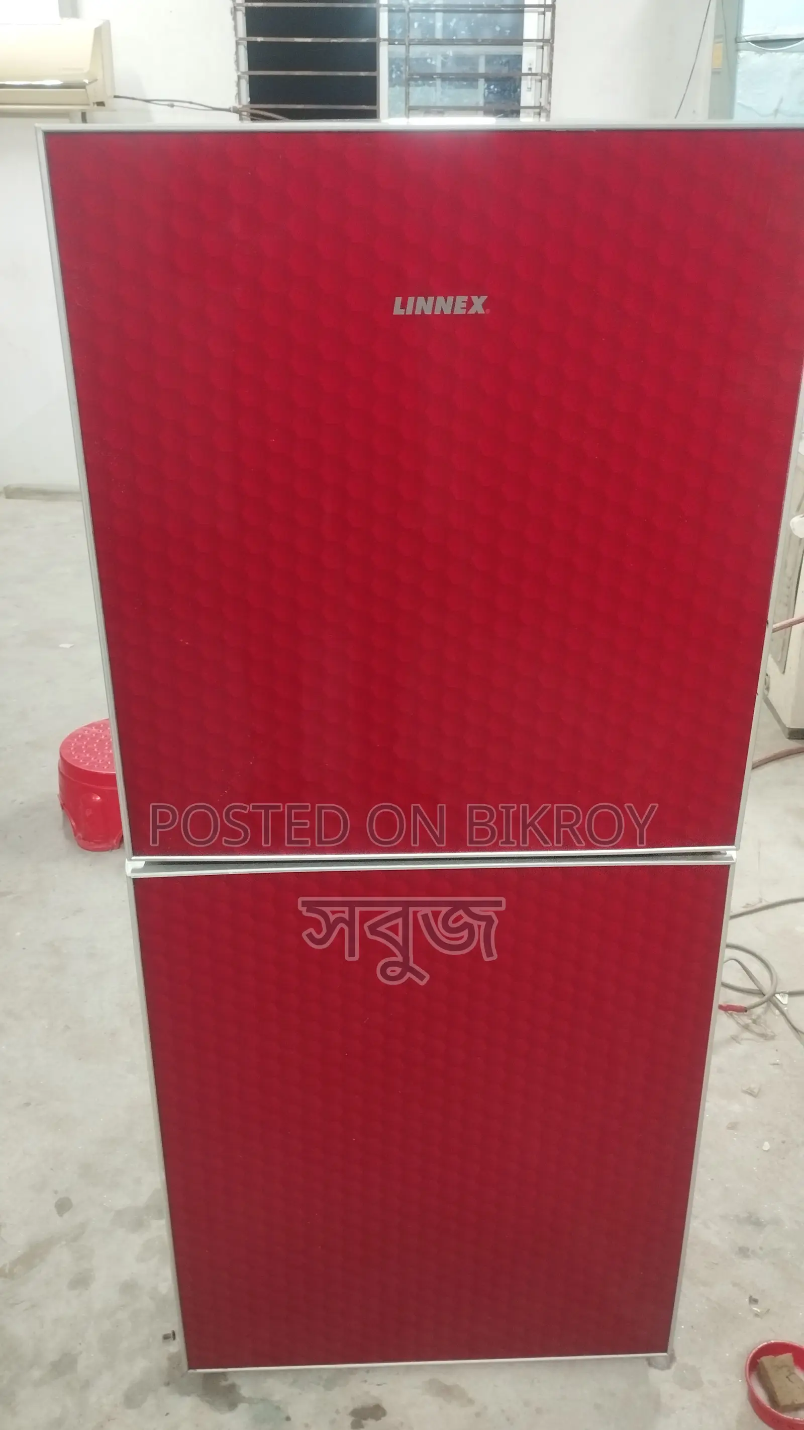 Fridge for sale for a small family