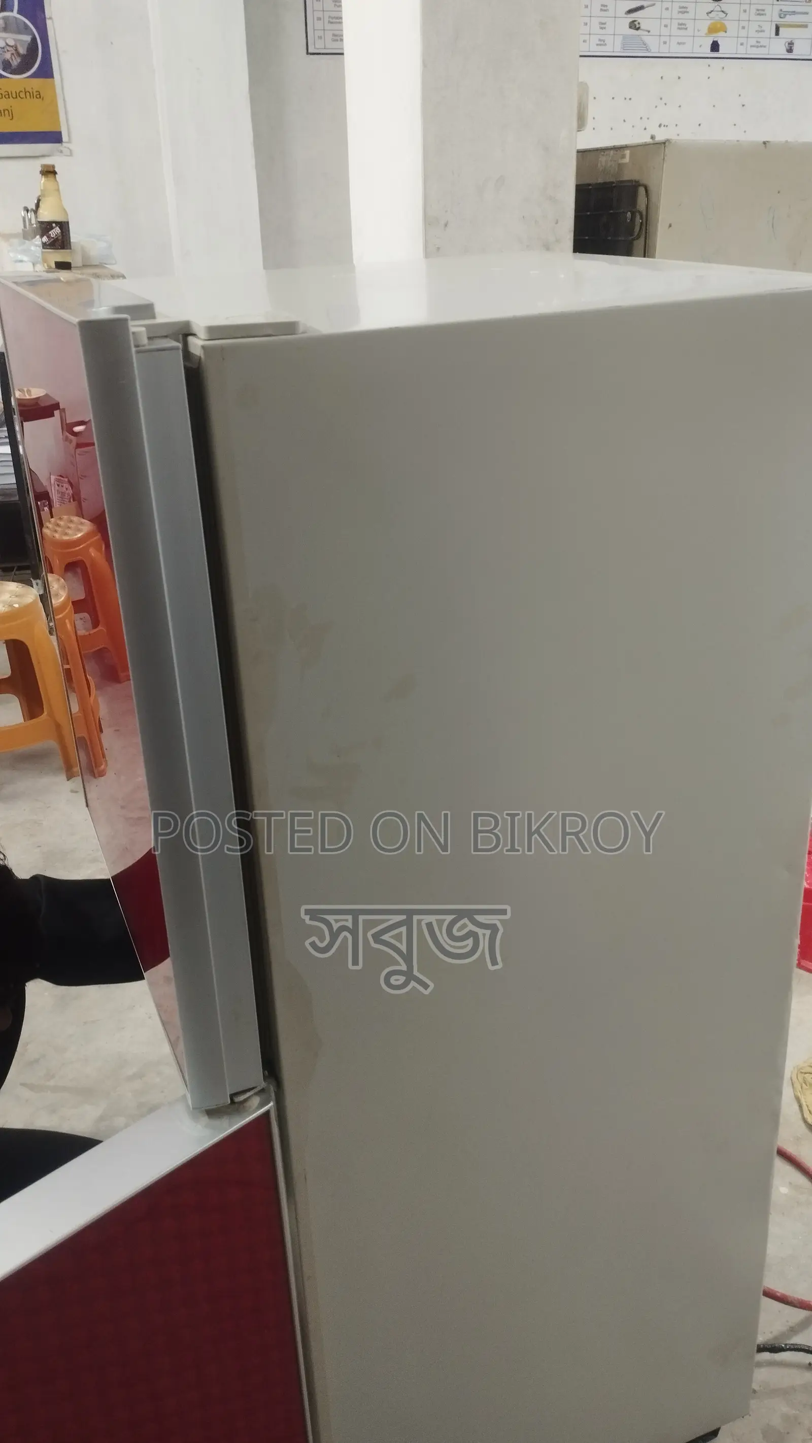 Fridge for sale for a small family