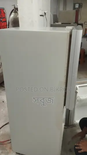 Fridge for sale for a small family