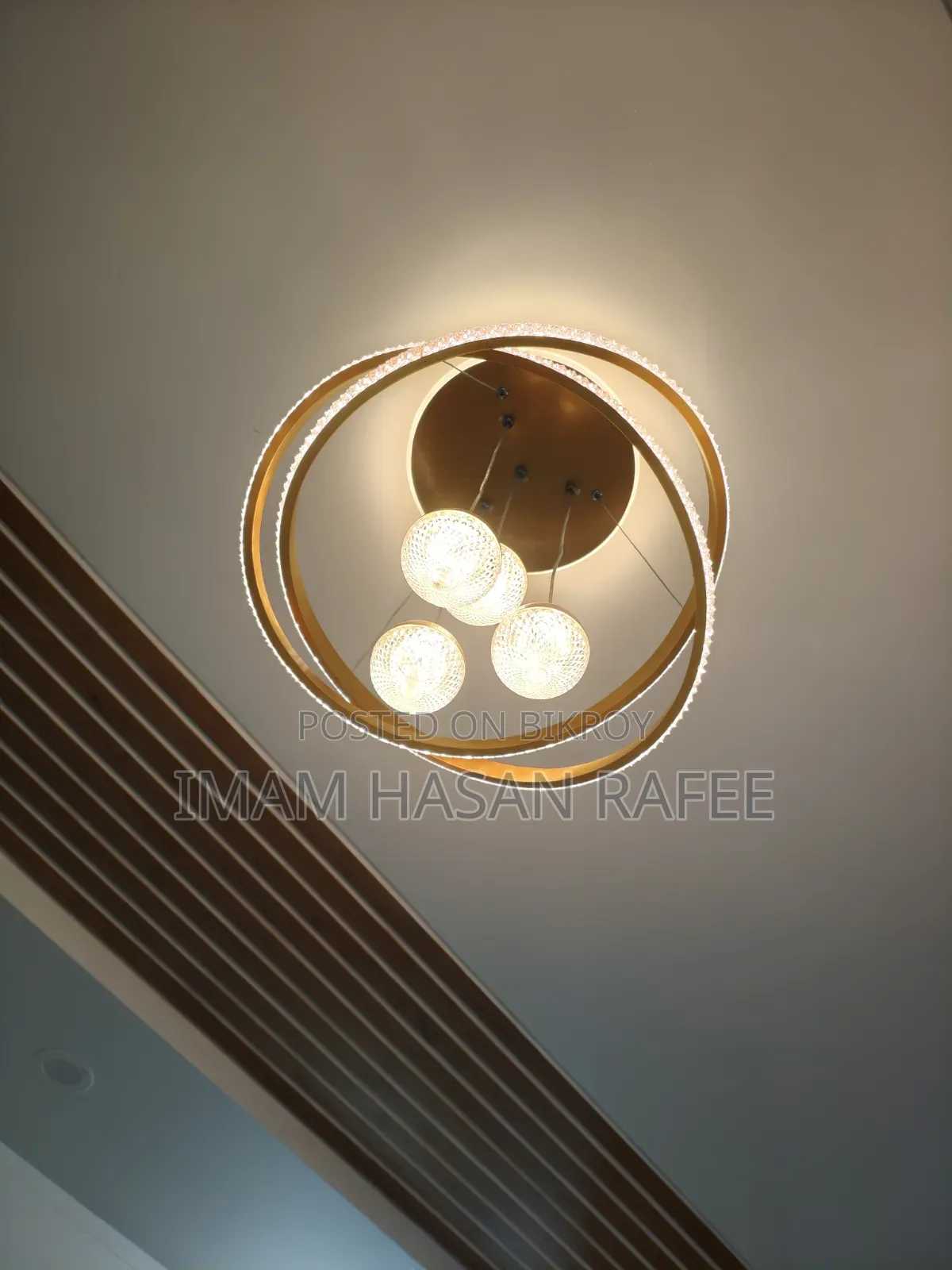1500 square feet fully decorated office for sale.