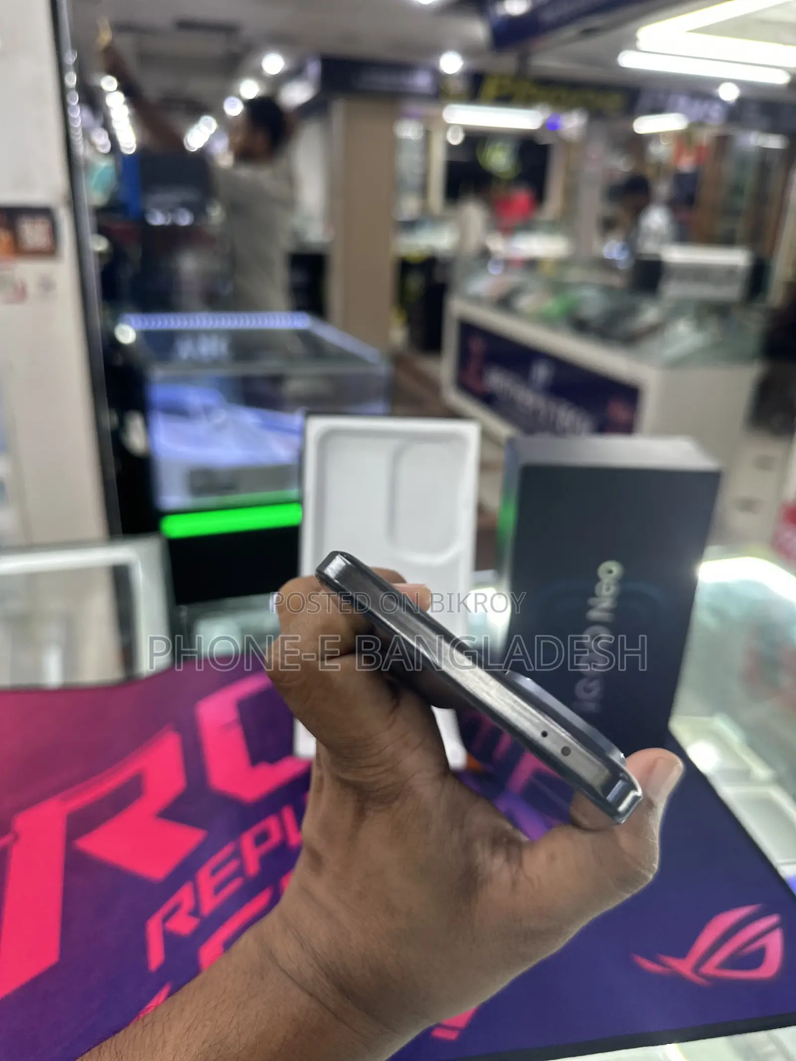 iQOO Z10 256 GB Black