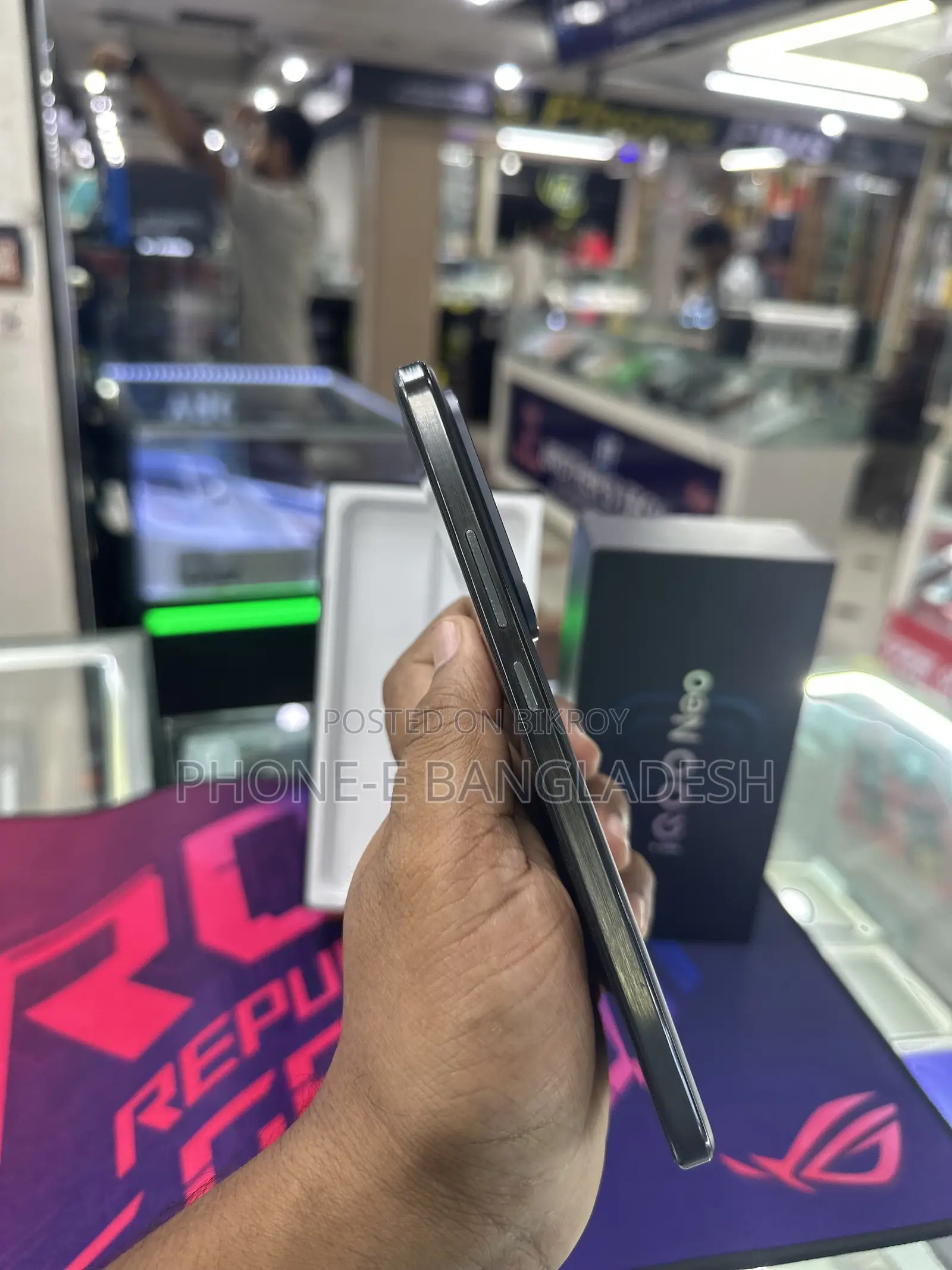 iQOO Z10 256 GB Black