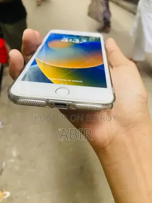 অ্যাপল আইফোন ৮ প্লাস ৬৪ জিবি হোয়াইট