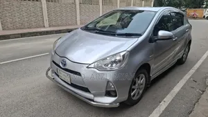 Toyota Aqua 2013 Silver