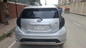 Toyota Aqua 2013 Silver