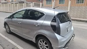 Toyota Aqua 2013 Silver