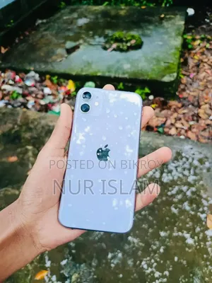 অ্যাপল আইফোন ১১ ৬৪ জিবি