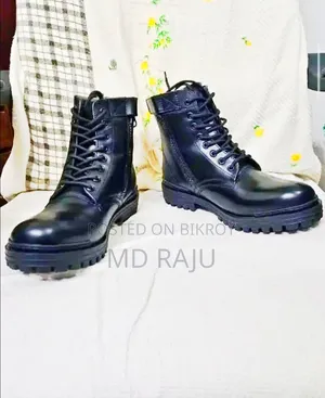 Apex Short Boot