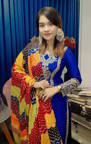 এমব্রয়ডারি থ্রি পিস