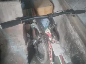 গিয়ার সাইকেল একদম ফ্রেশ।