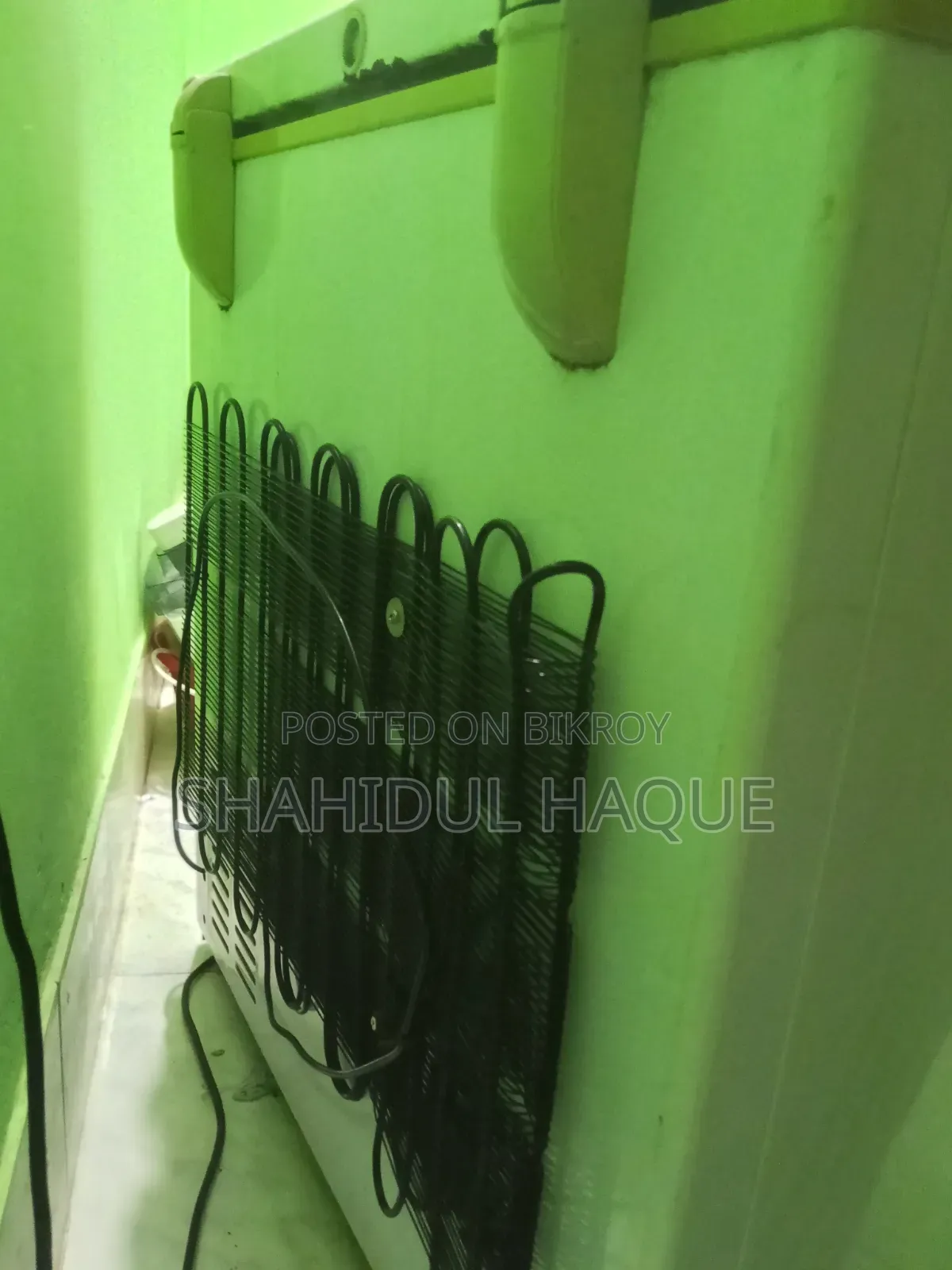 Singer Deep Fridge