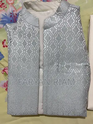 সেরওয়ানি পুরুষদের জন্য