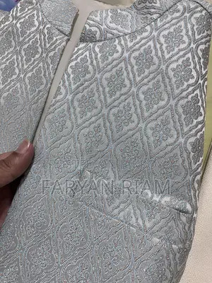 সেরওয়ানি পুরুষদের জন্য