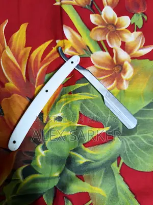 পুরুষদের জন্য স্টিল রেজার