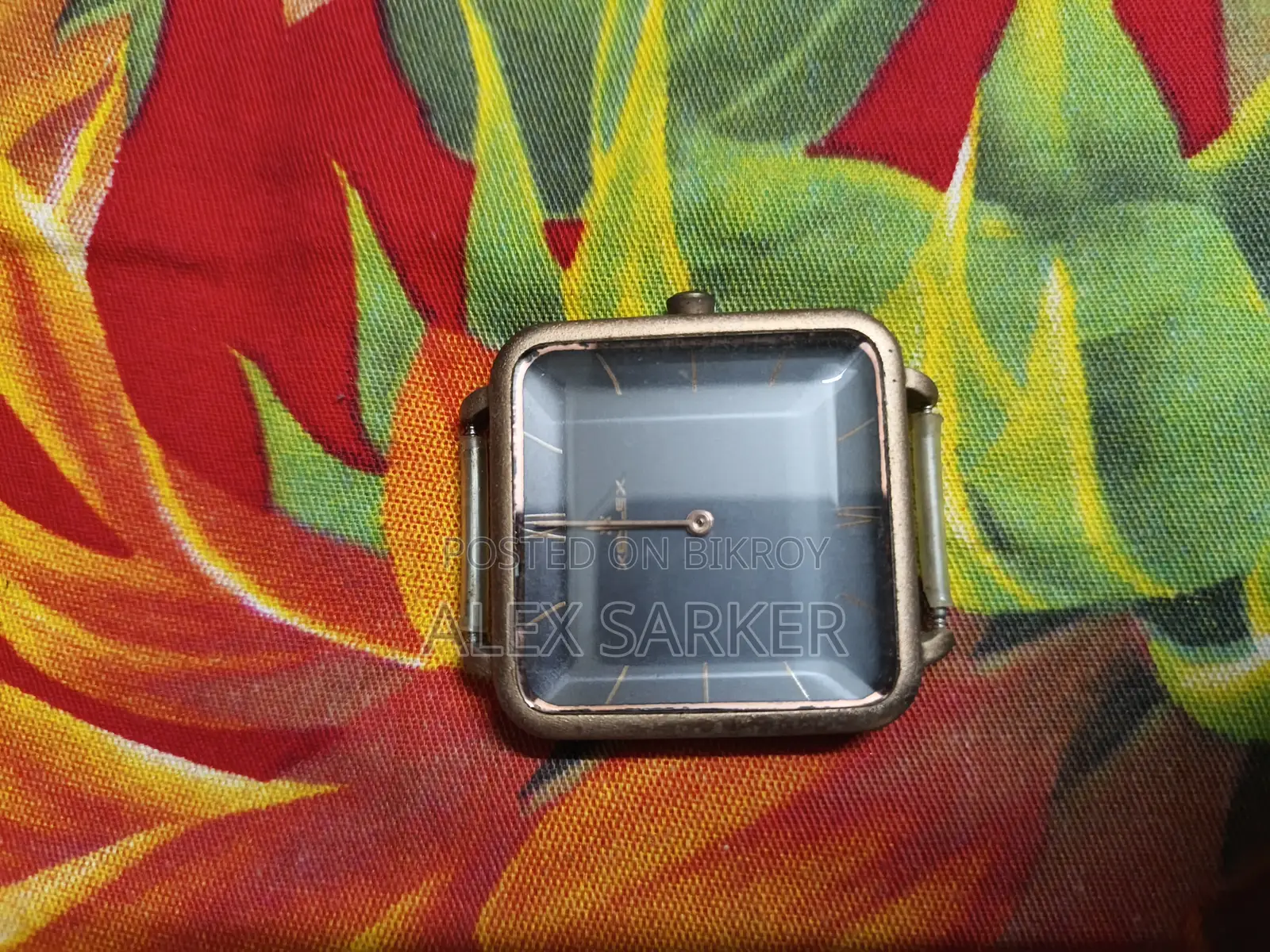 উচ্চ মানের ঘড়ির হেড