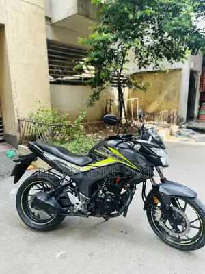 Honda Hornet 2021 Green