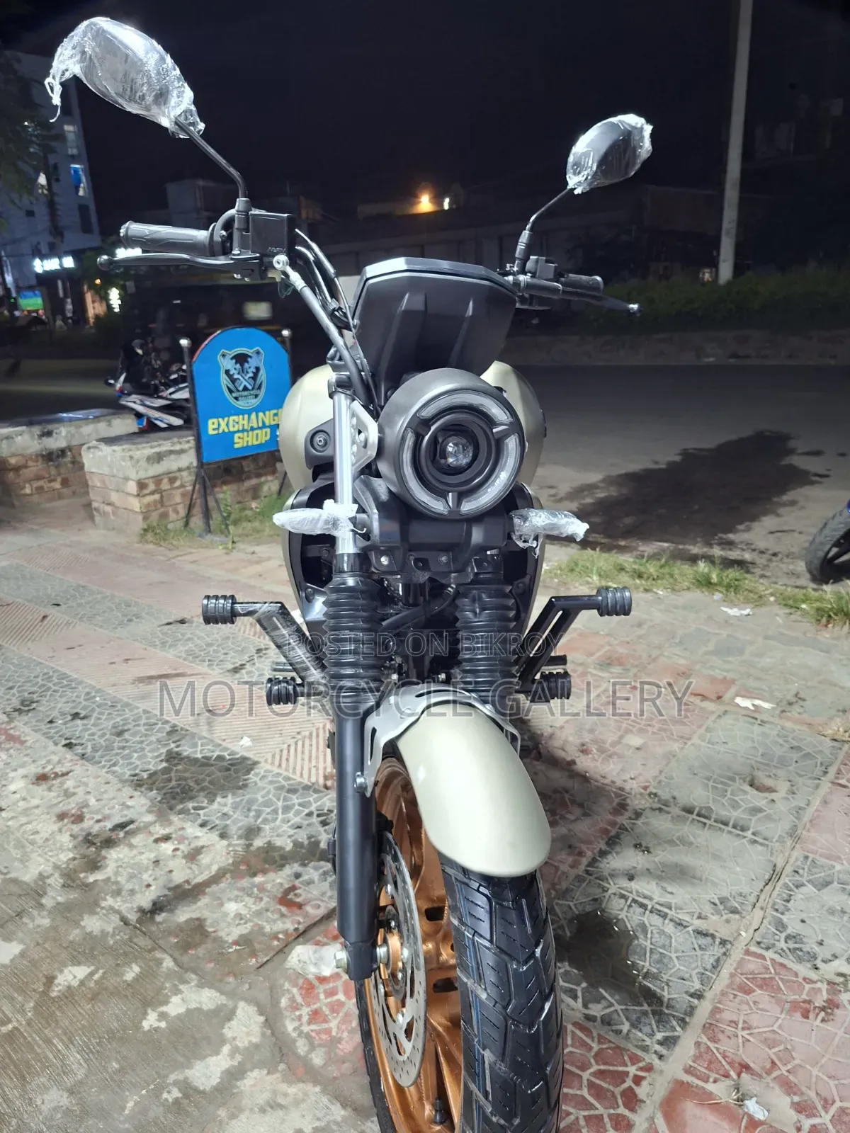 ইয়ামাহা এফজেড ২০২৬ গোল্ড