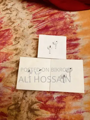 বিদেশ থেকে আনা মাস্টার কপি এয়ারপডস