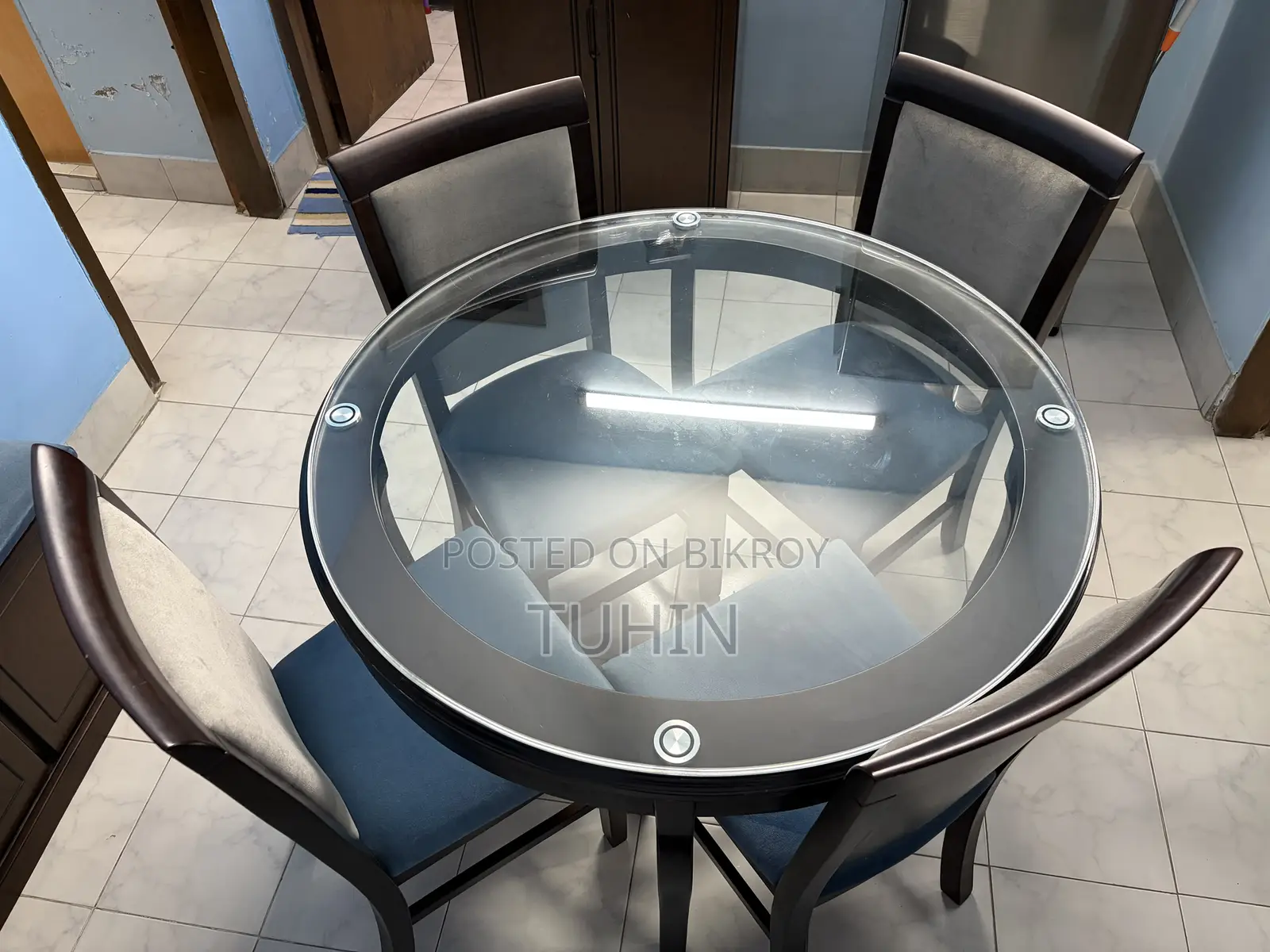 Compact Round Dinner Table For Four