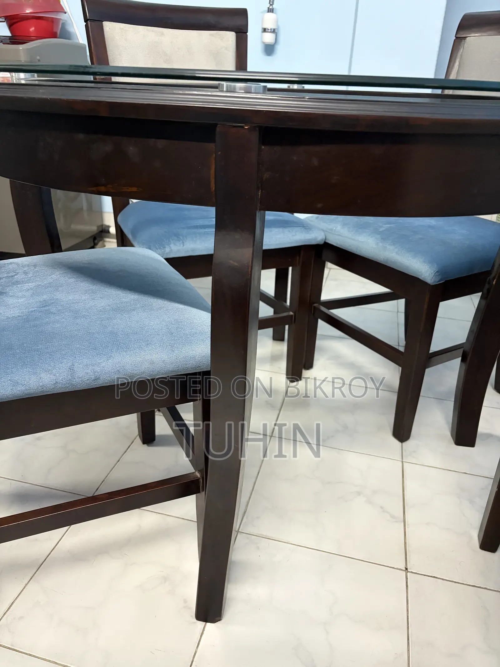 Compact Round Dinner Table For Four
