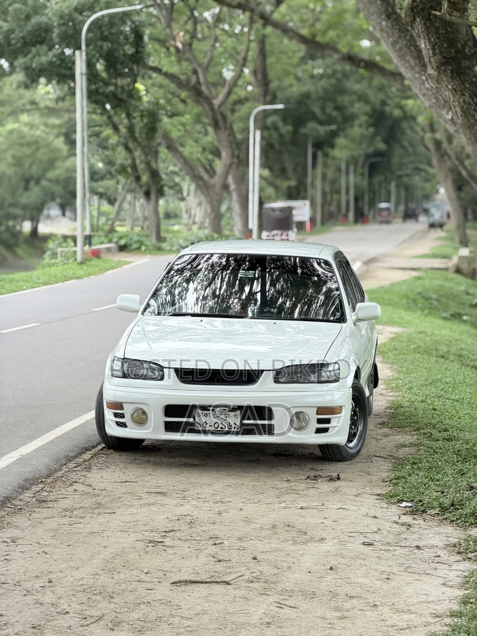 Toyota Corolla Sedan 1996 White