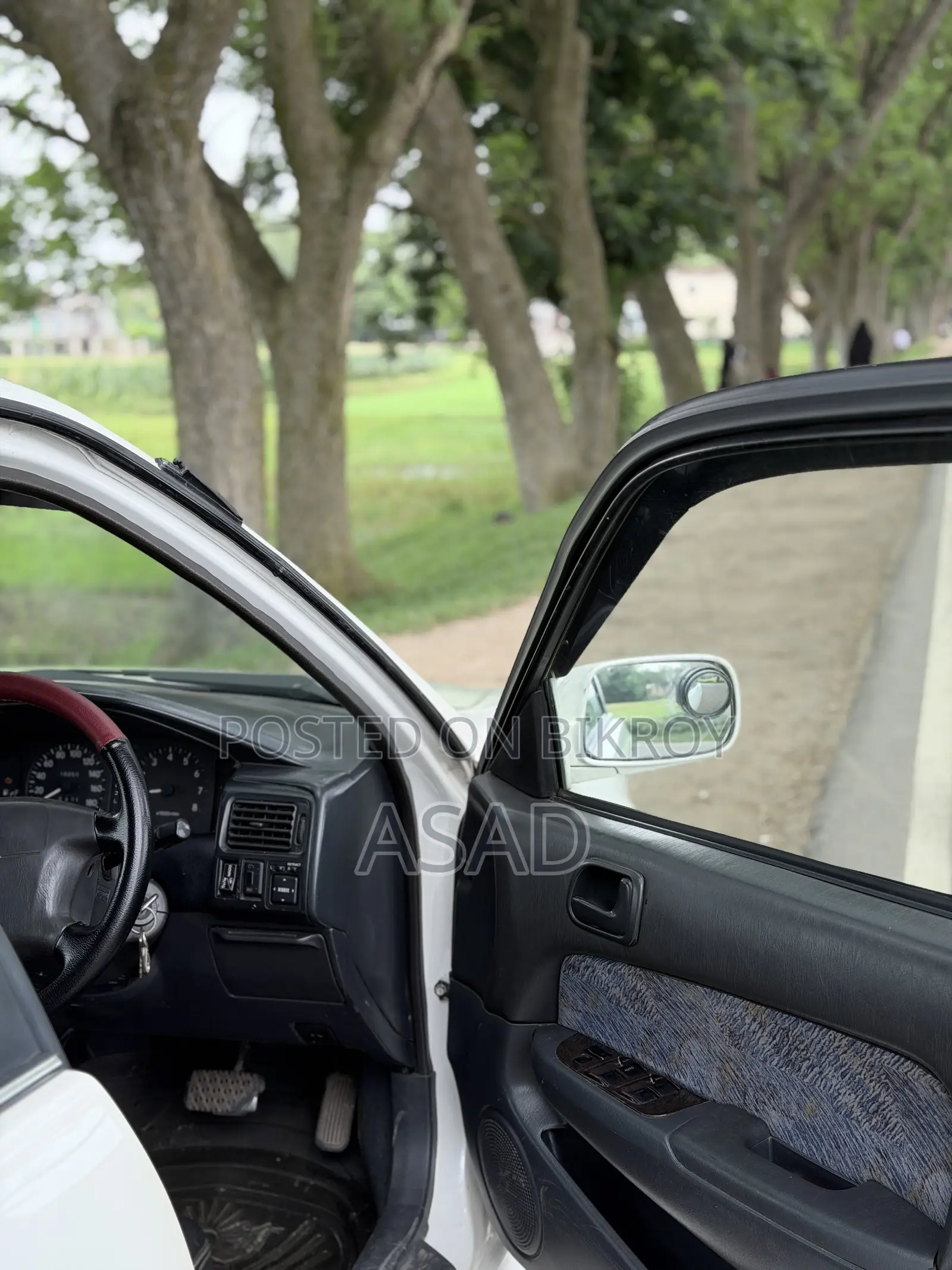 Toyota Corolla Sedan 1996 White