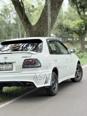 Toyota Corolla Sedan 1996 White