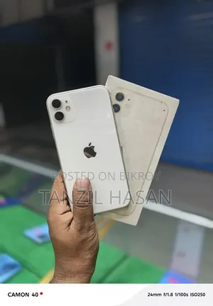 Apple iPhone 11 128 GB White