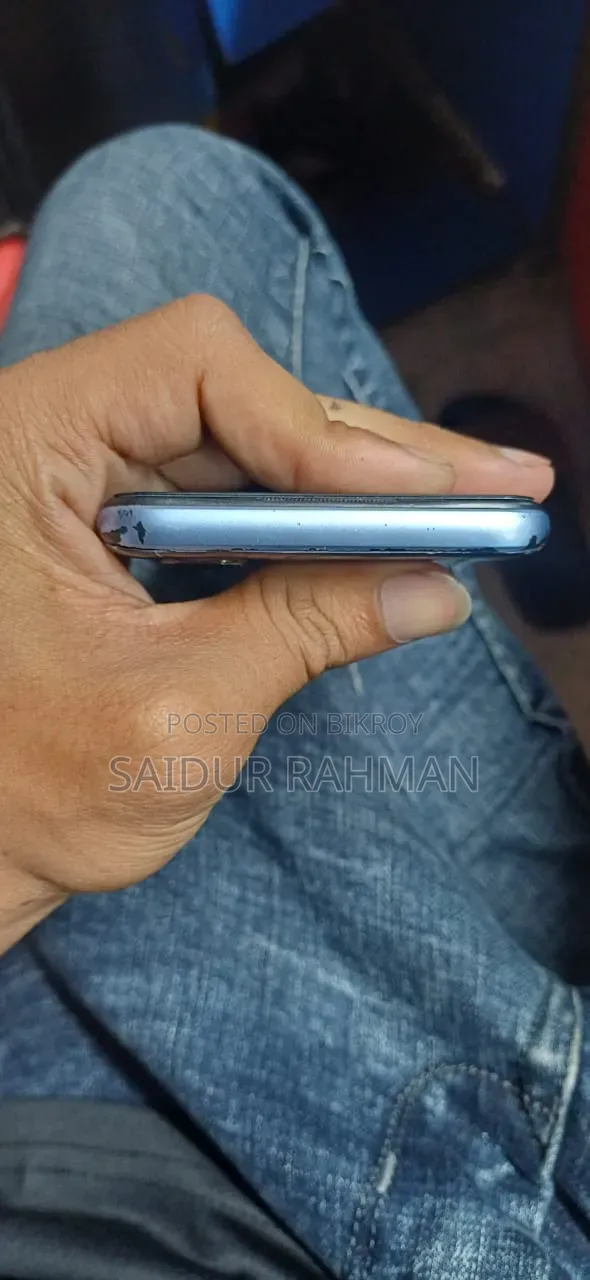 Realme 128 GB Blue