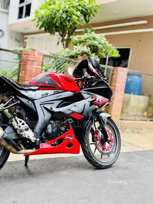 Suzuki GSX-R150 2021 Red