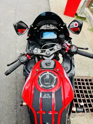Suzuki GSX-R150 2021 Red