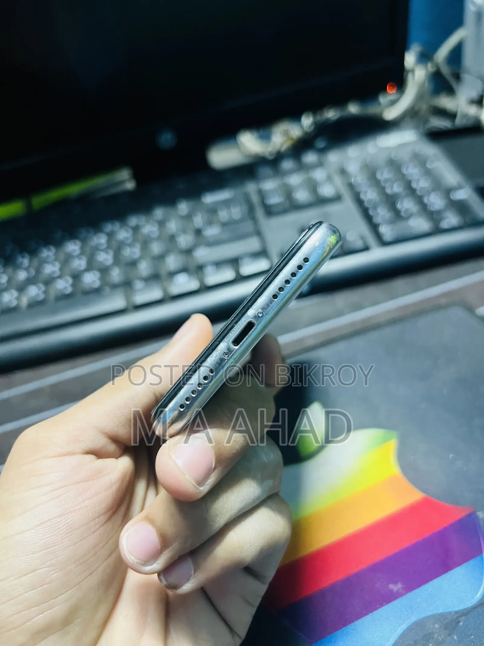 Apple iPhone X 64 GB White