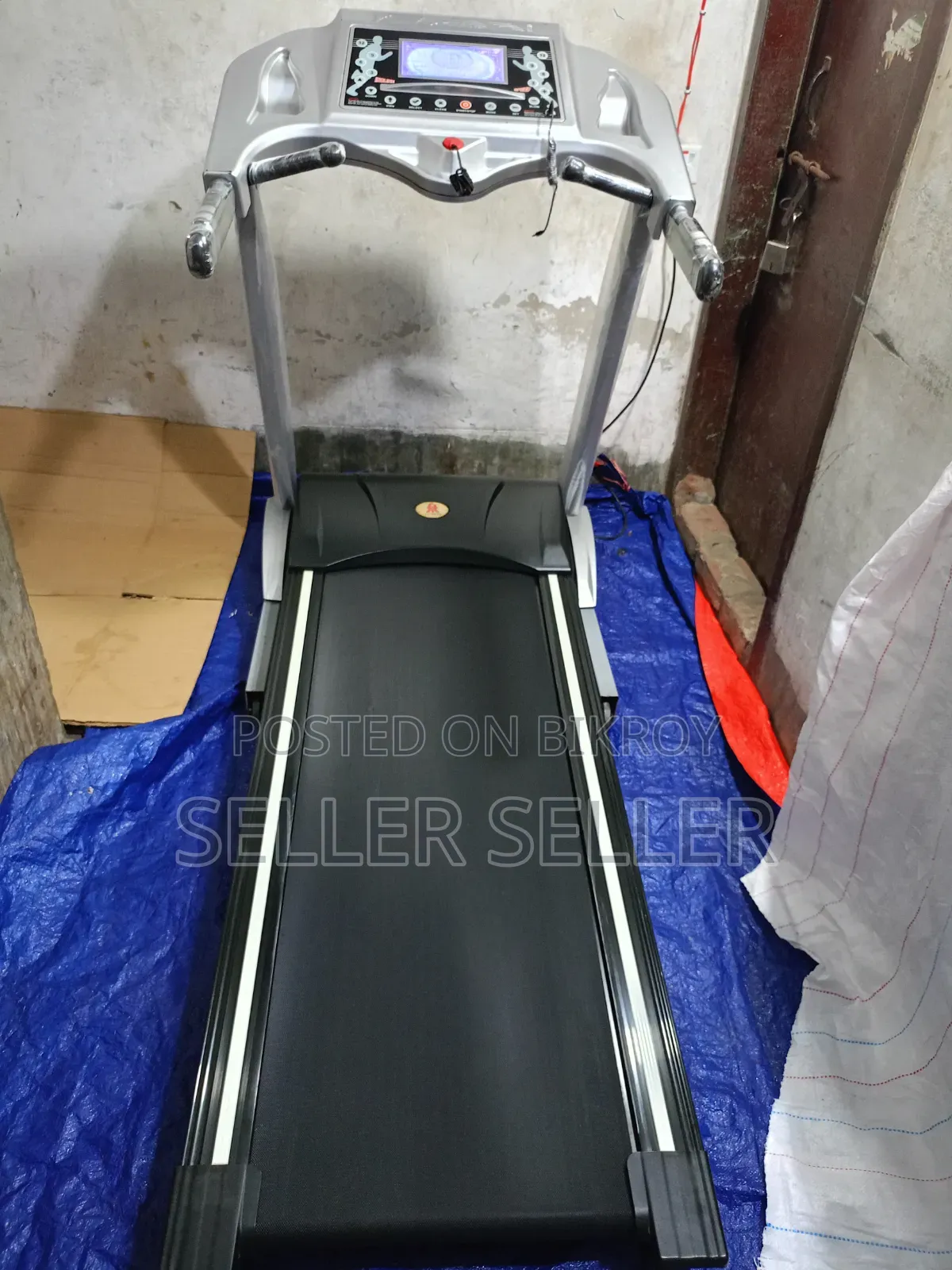 Jada Semi Commercial Motorized Treadmill