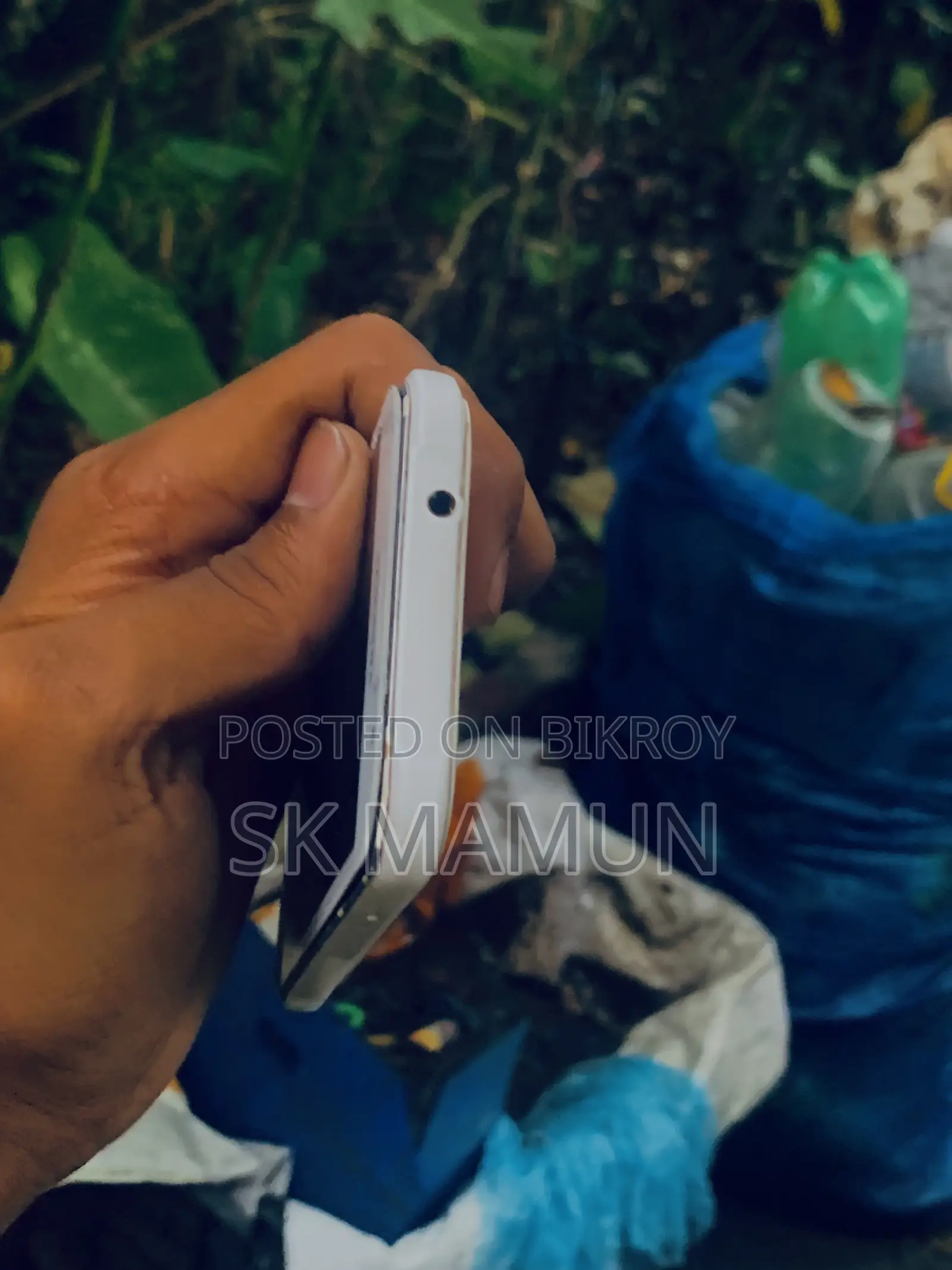 Samsung Galaxy J1 8 GB White