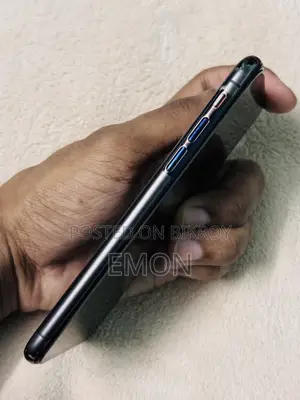 অ্যাপল আইফোন এক্স ২৫৬ জিবি কালো