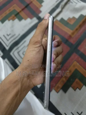 ওপ্পো এফ১এস ৩২ জিবি