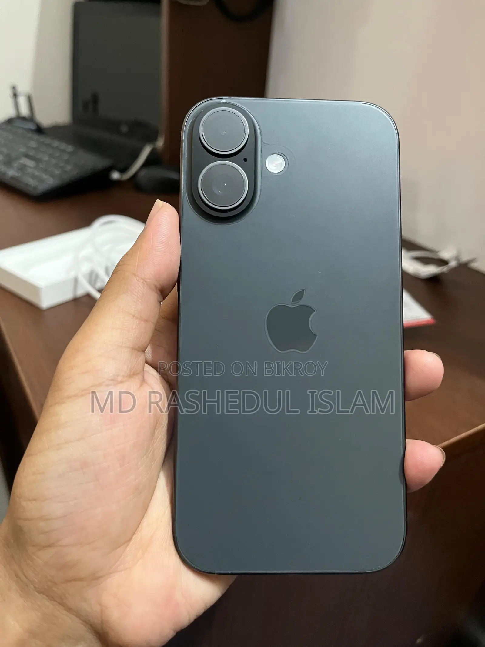 New Apple iPhone 17 256 GB Gray
