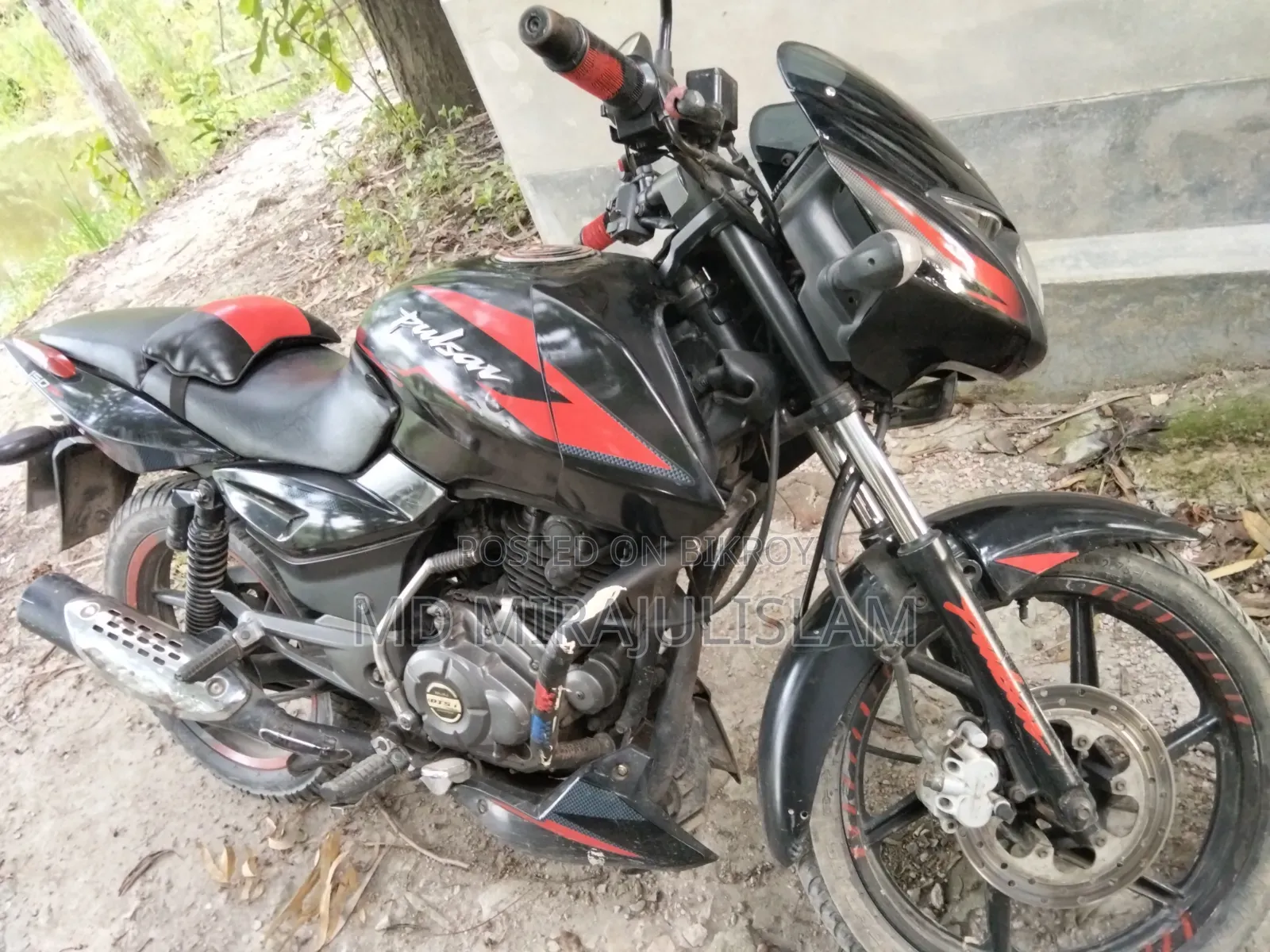 Bajaj Pulsar 150 2012 Red