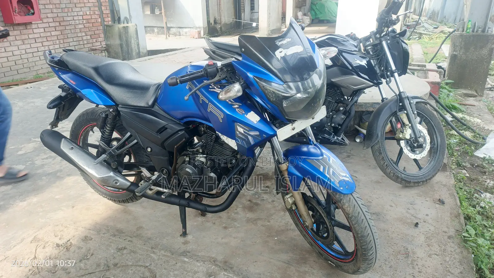 TVS Apache RTR 160 2V 2018 Blue