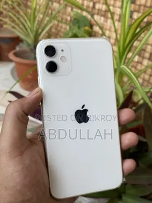 অ্যাপল আইফোন ১১ ৬৪ জিবি হোয়াইট