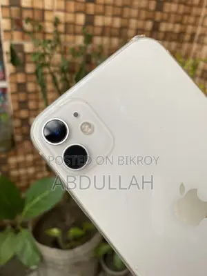 অ্যাপল আইফোন ১১ ৬৪ জিবি হোয়াইট